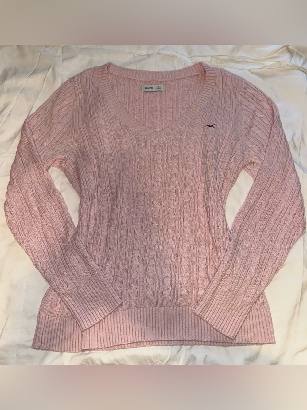 Hollister Light Pink Cable-Knit V-Neck Sweater